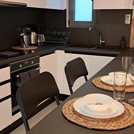 Apartment A Place 4u No74 *